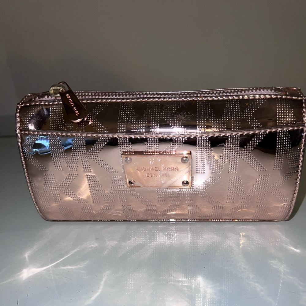 NEW Michael Kors cosmetic bag rose gold monogram
